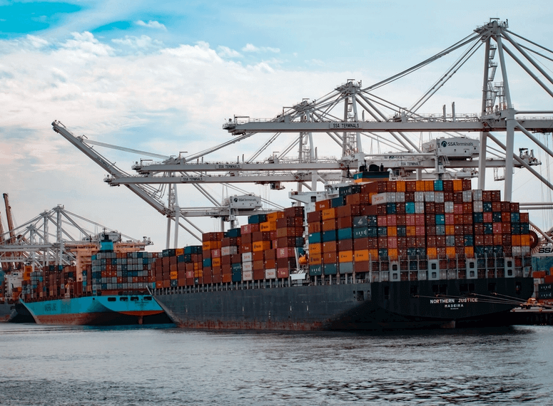 TRANSPORT MARITIME